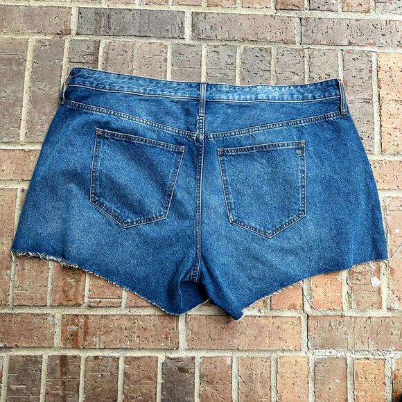 Madewell Women's Blue Denim Relaxed Mid Rise Cut Off Jeans Shorts Size 22W NWT - Picture 2 of 5